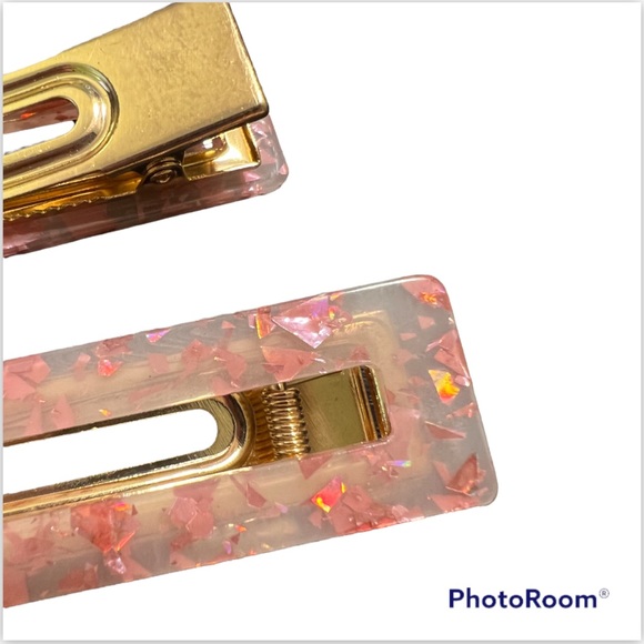 Hair Clips Two Piece Holographic Pink Hair Set Barrettes Beautiful Acrylic Resin - Picture 9 of 11